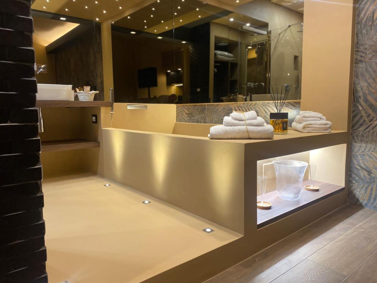 Montesantogroup Suite House Nel Centro Di Napoli المظهر الخارجي الصورة